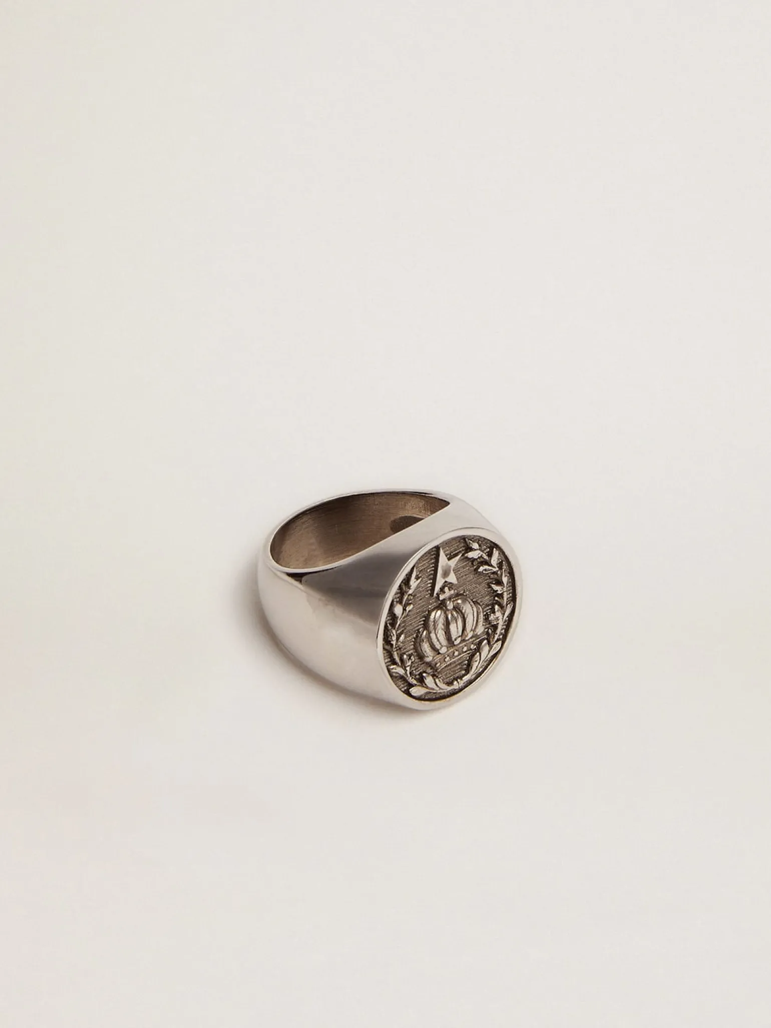 Shop Anel de sinete masculino na cor prata velha Jewels