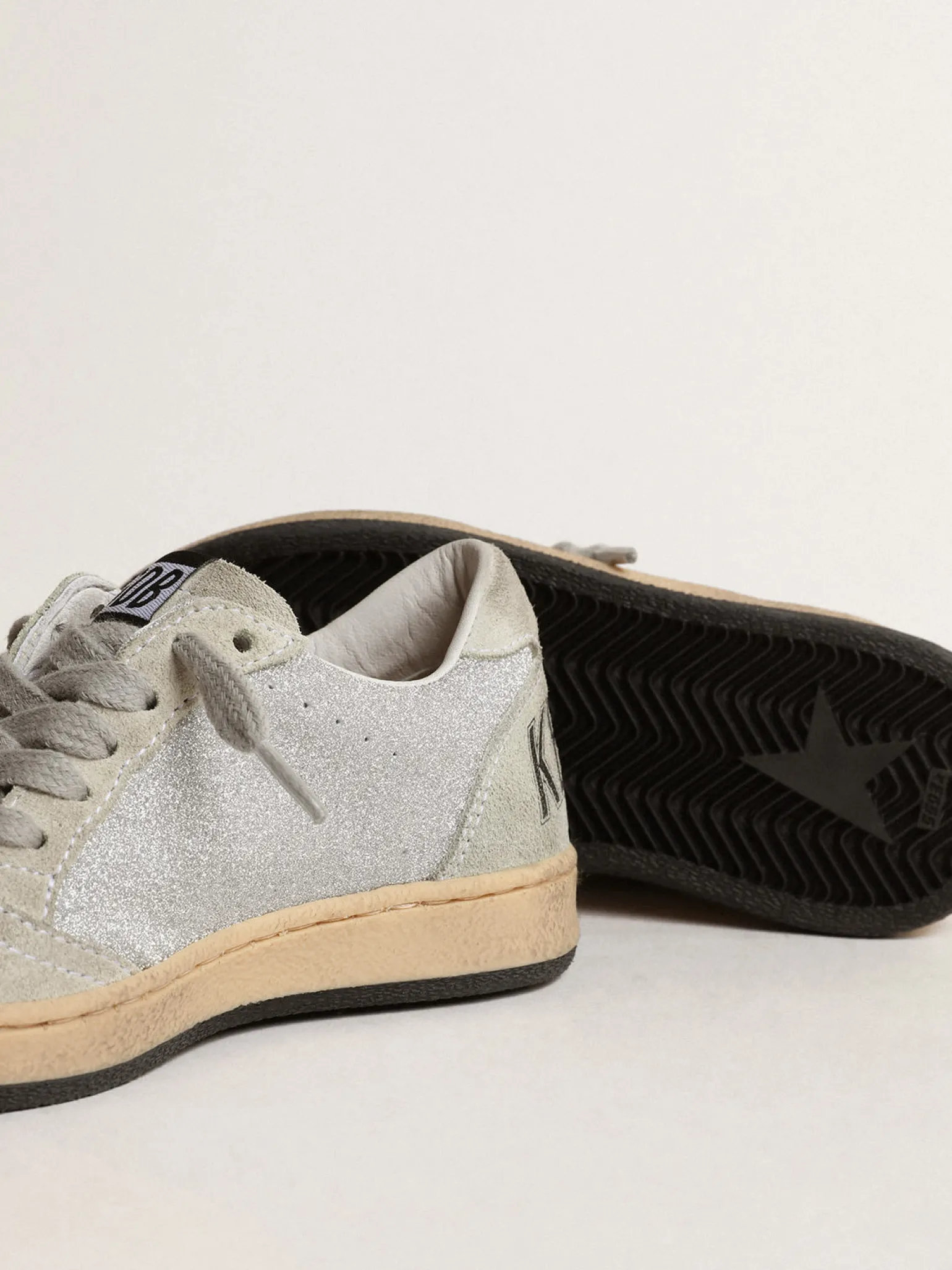 Best Sale Ball Star Junior de glitter com inserções de suede cinza gelo Meninas pequenas (1-3 anos)