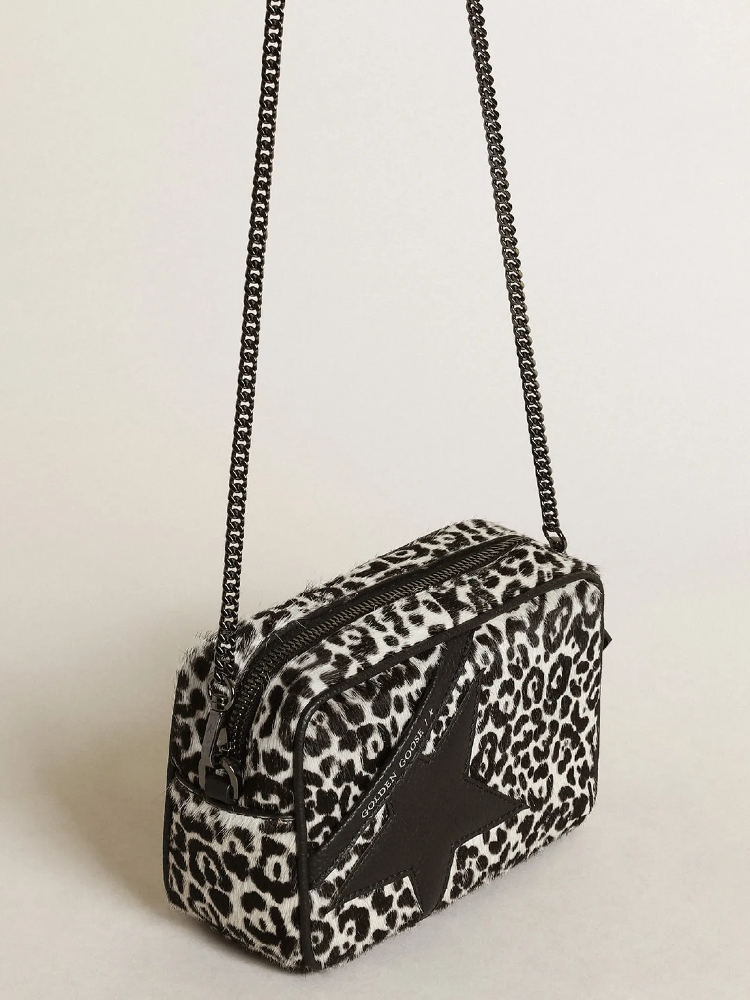 Fashion Bolsa Mini Star feminina de couro cavalinho leopardo preto e branco MULHER Minibolsas | Bolsas tiracolo