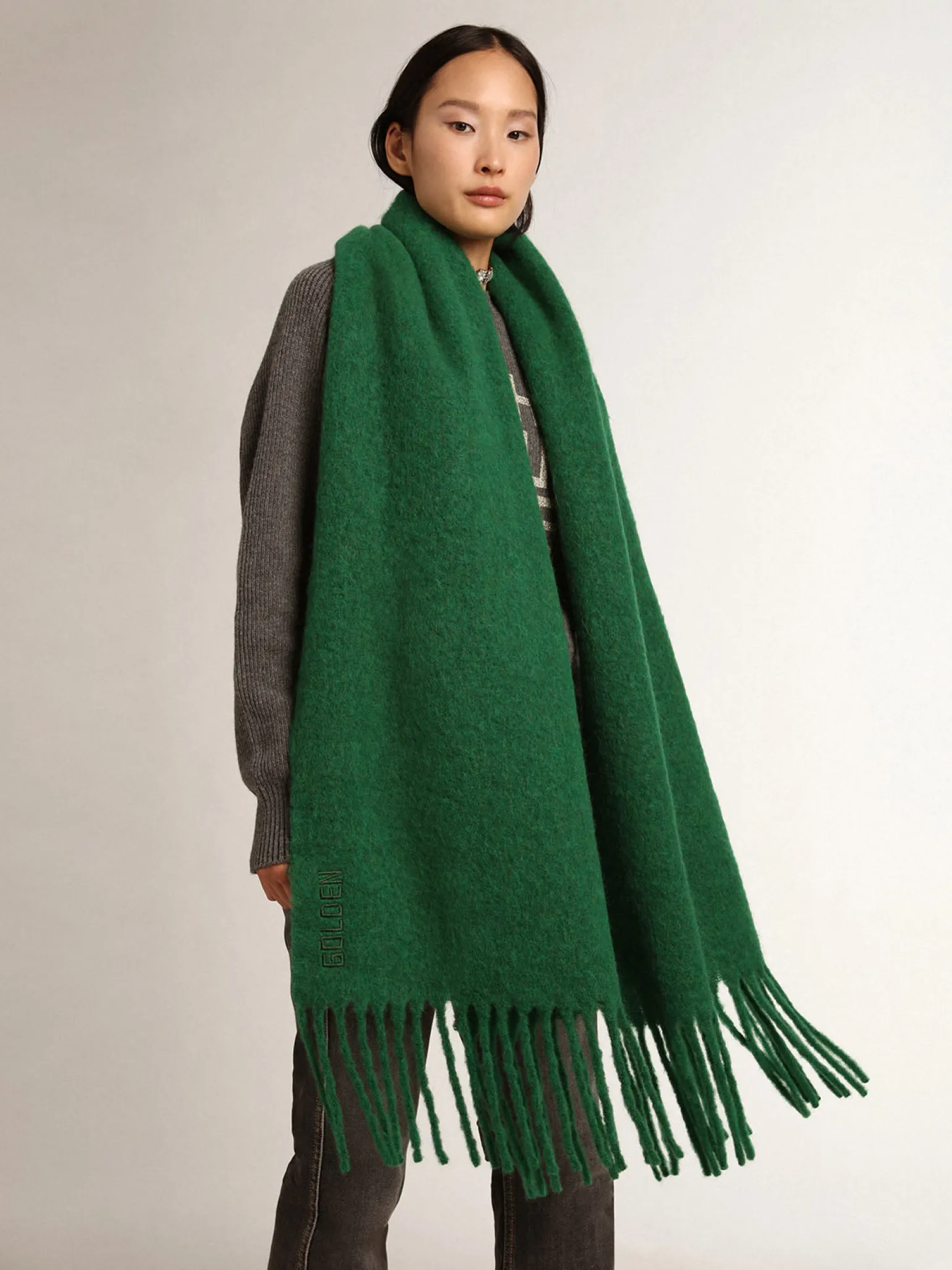 Discount Cachecol de lã verde-escuro com franjas e inscrição Golden MULHER Sedas e Echarpes | Sedas e Echarpes