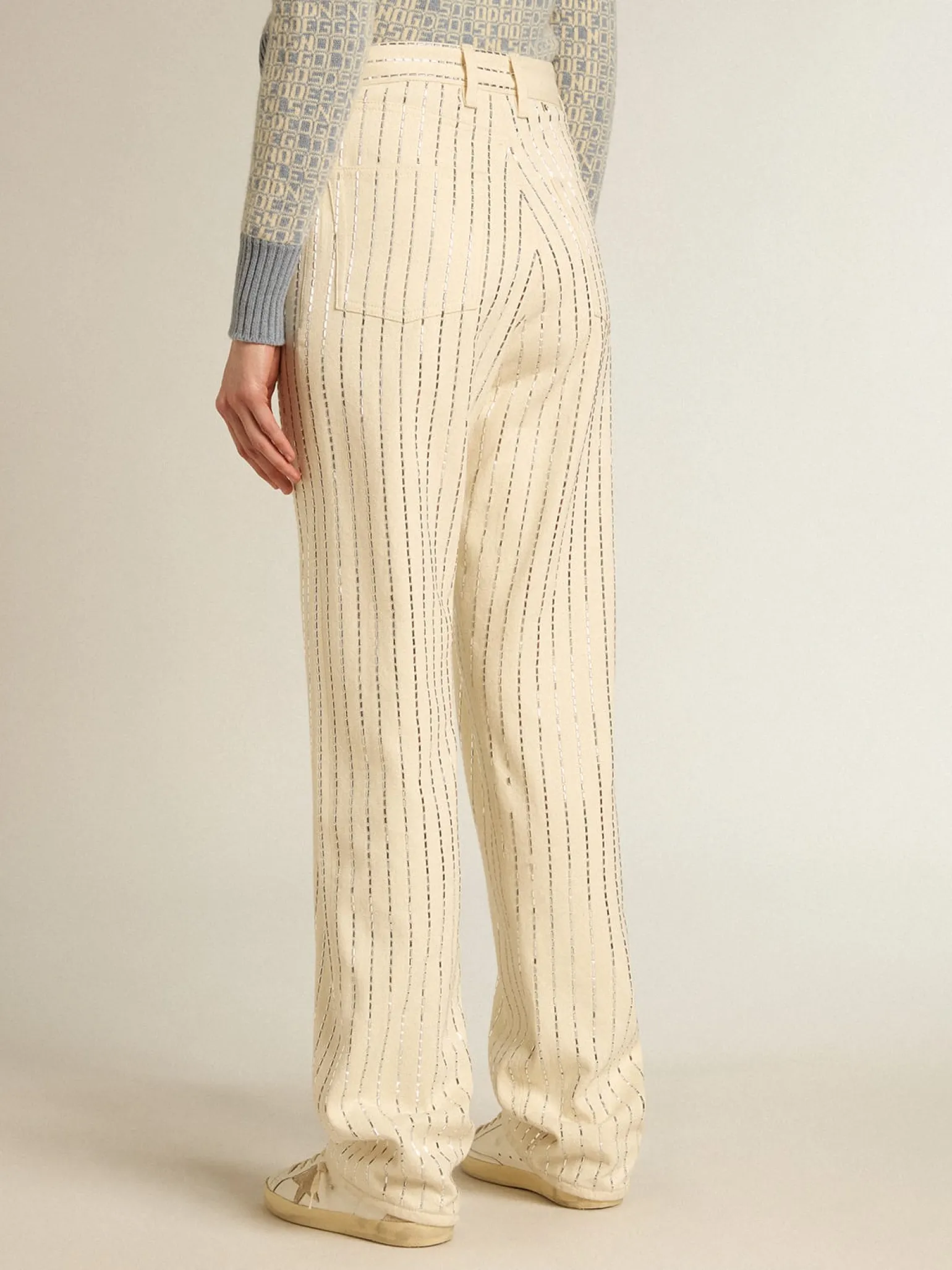 Cheap Calça branca com tachas tipo baguete aplicadas MULHER Jeans e calças