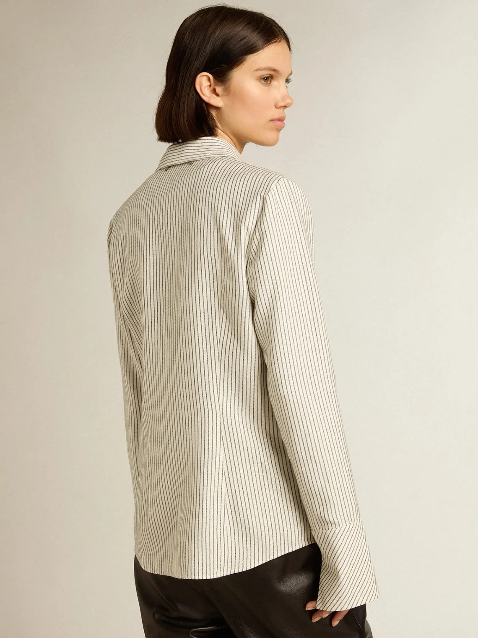 Hot Camisa branca feminina de viscose com estampa de listras finas pretas MULHER Camisas