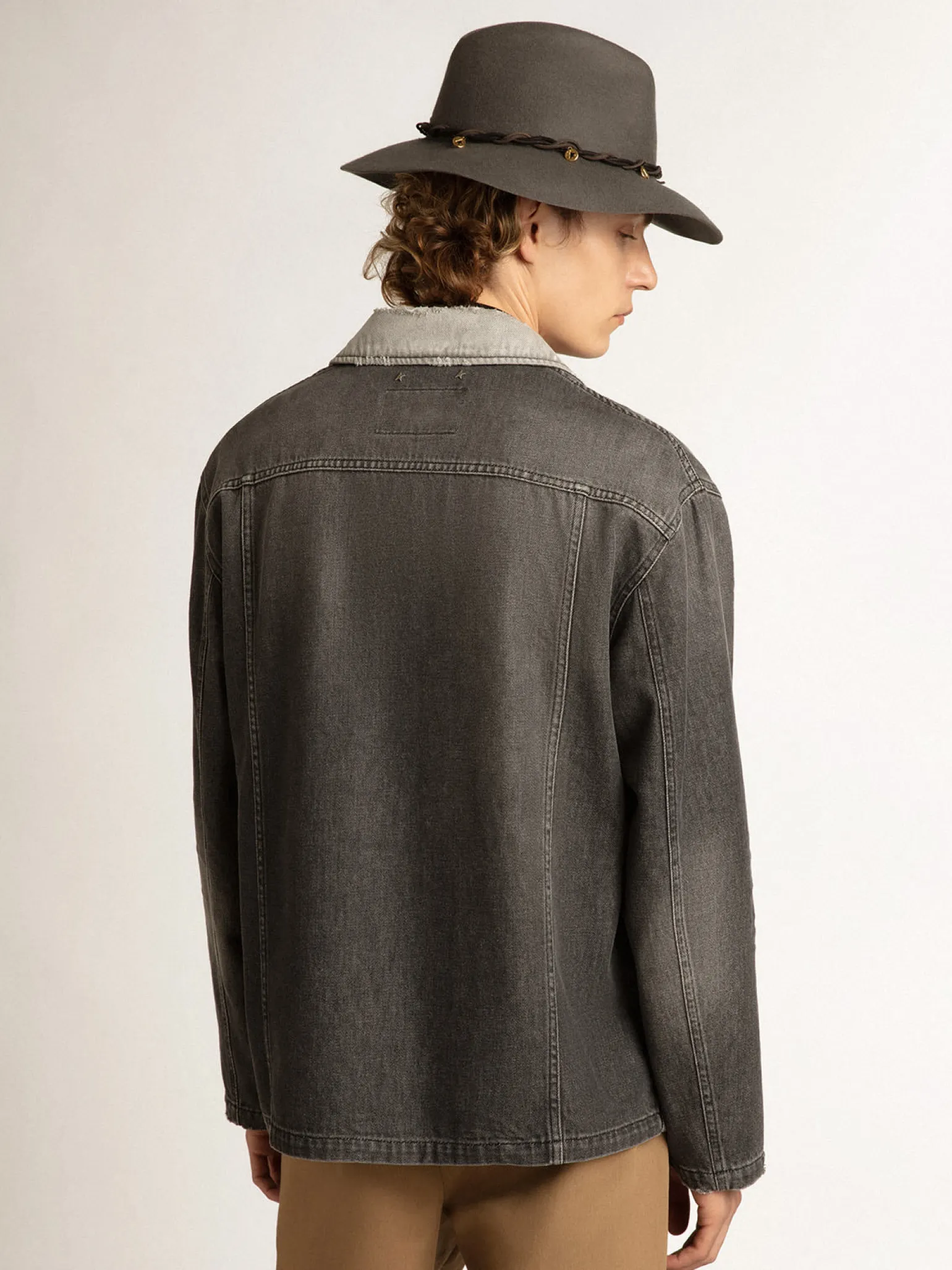 Flash Sale Camisa jeans preta com patch Camisas