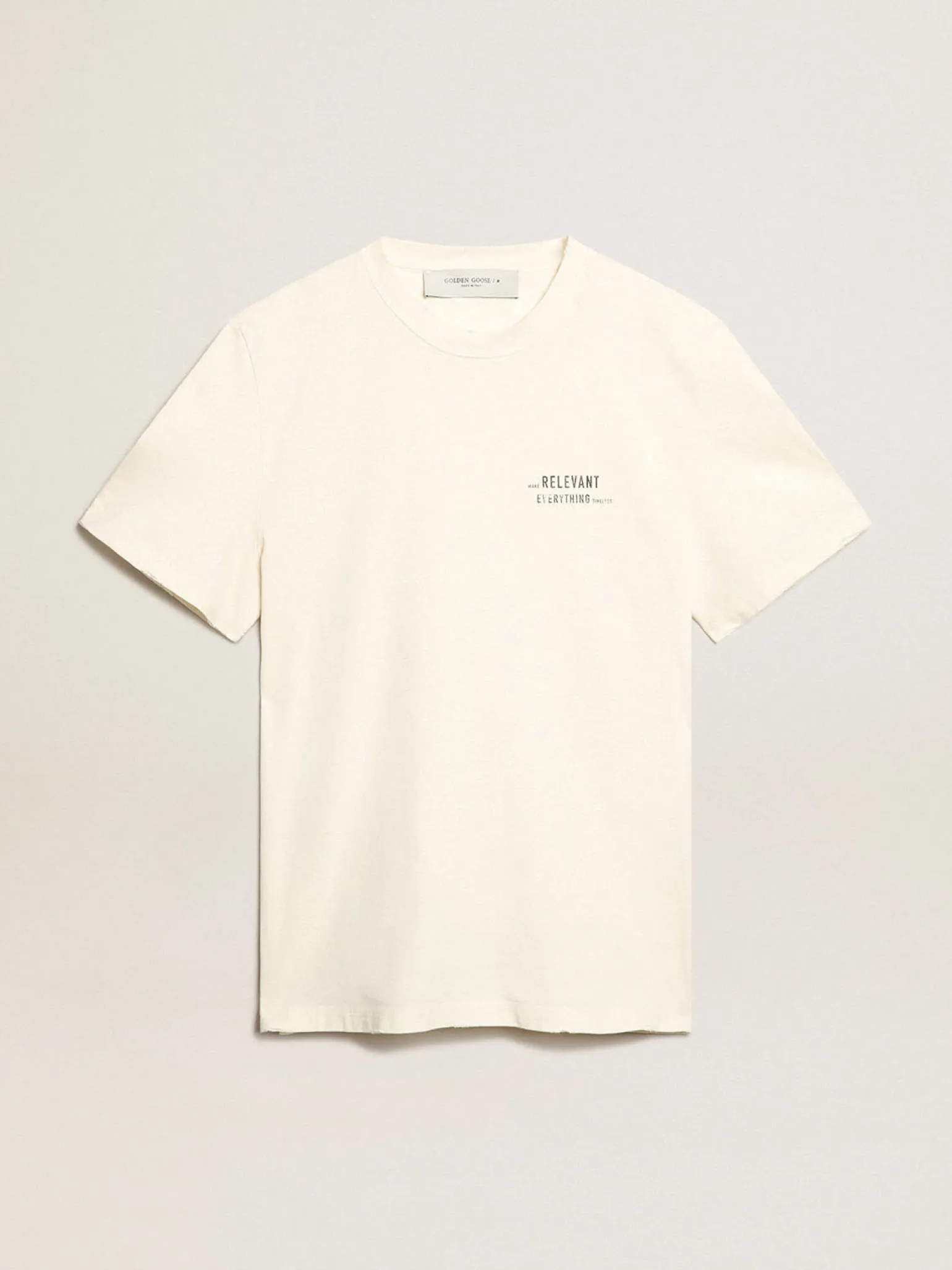Flash Sale Camiseta branca com tratamento desgastado com escrita Camisetas