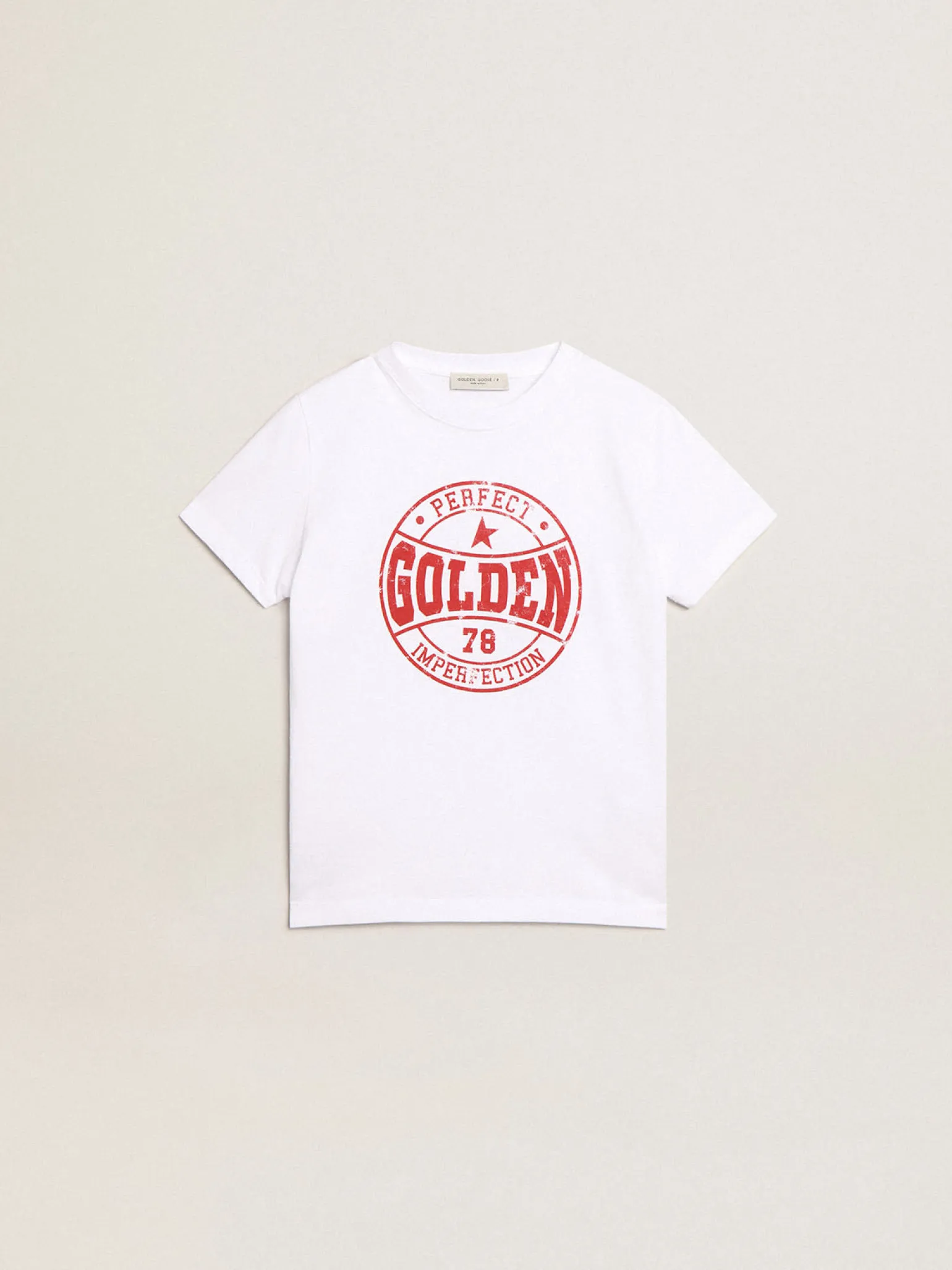 Sale Camiseta branca infantil masculina com logo vermelho no centro Roupas de cima (4-12 years)