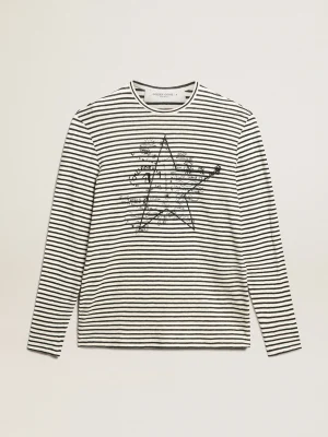 Sale Camiseta masculina com listras brancas e azuis e bordado na frente Camisetas