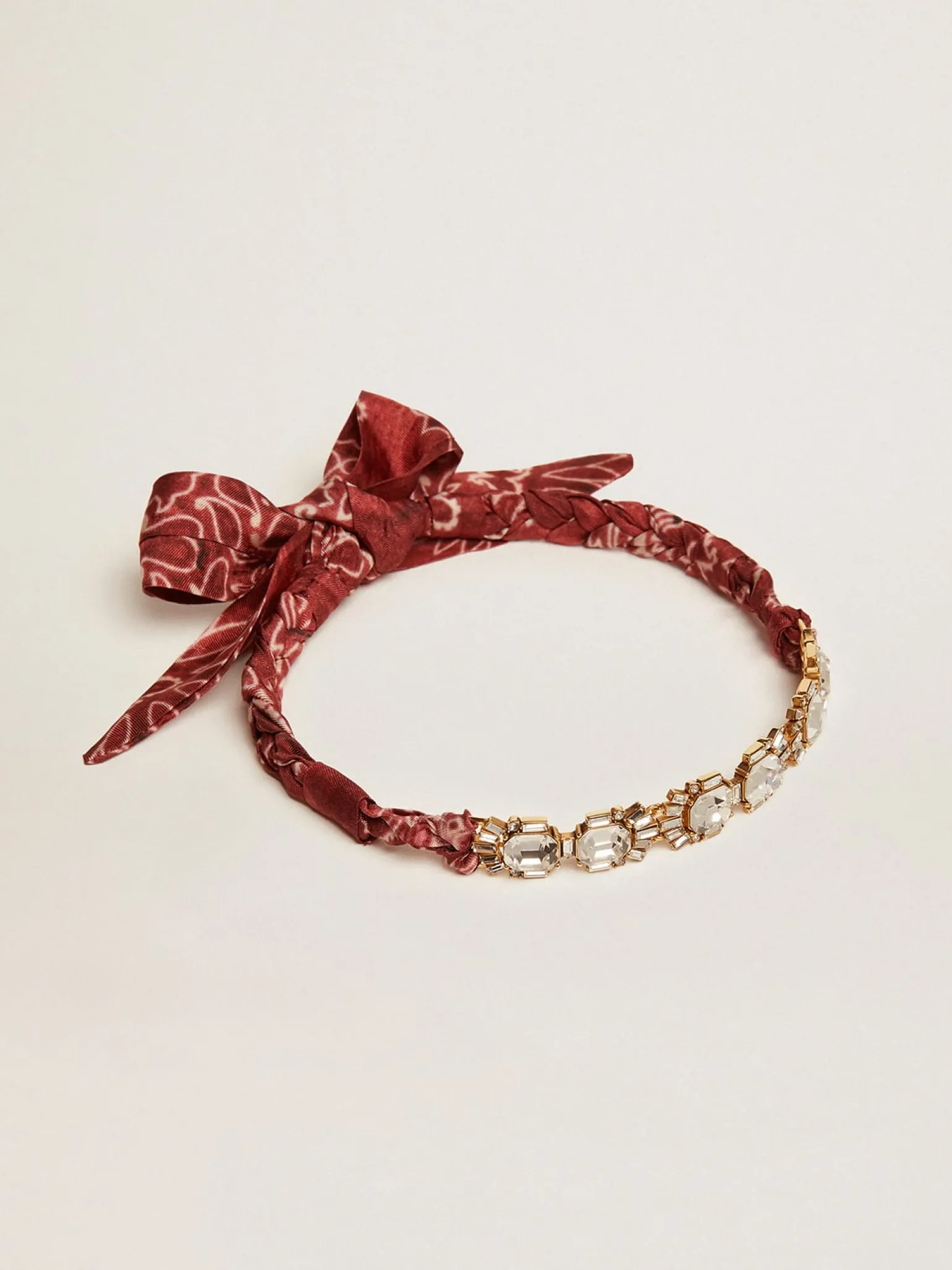 New Colar feminino na cor ouro velho com cristais e lenço estampado MULHER Joias