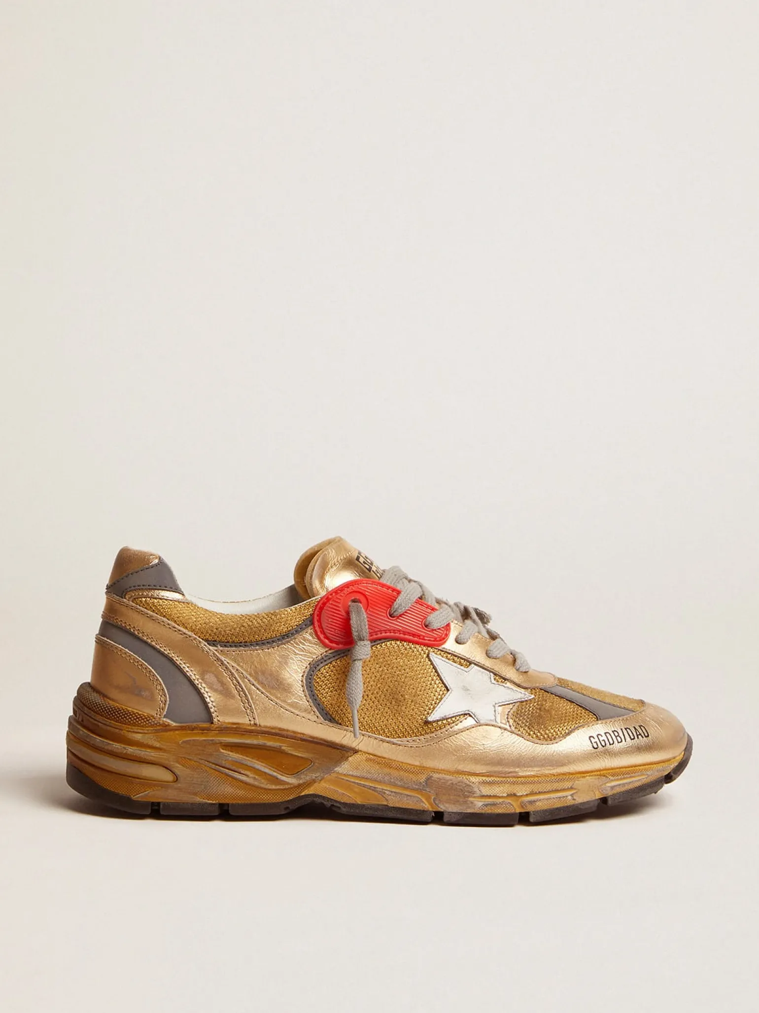 Outlet Dad-Star masculino dourado com acabamento desgastado Dad-Star