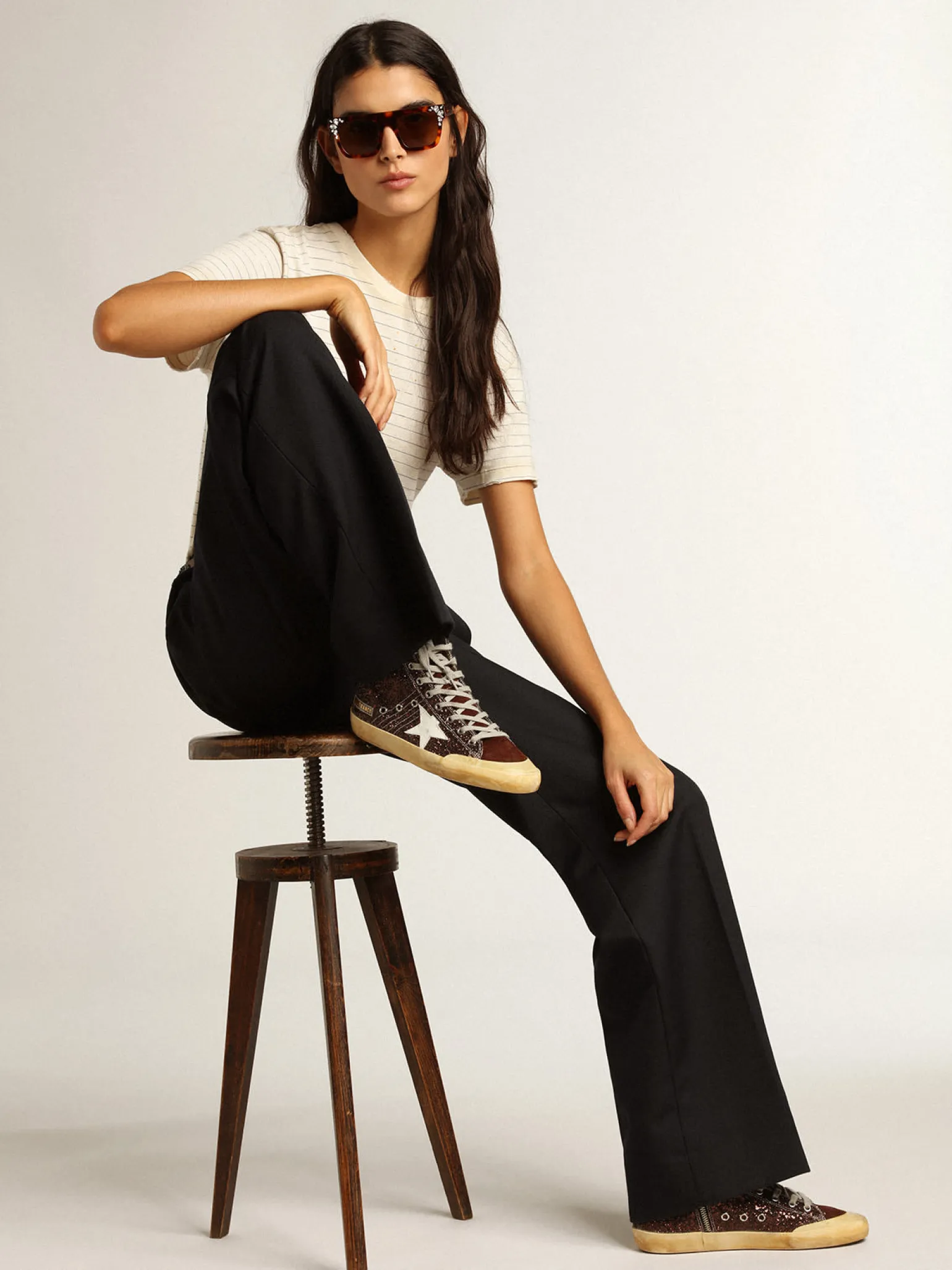 Shop Francy Penstar de glitter marrom com estrela de couro branco MULHER Francy