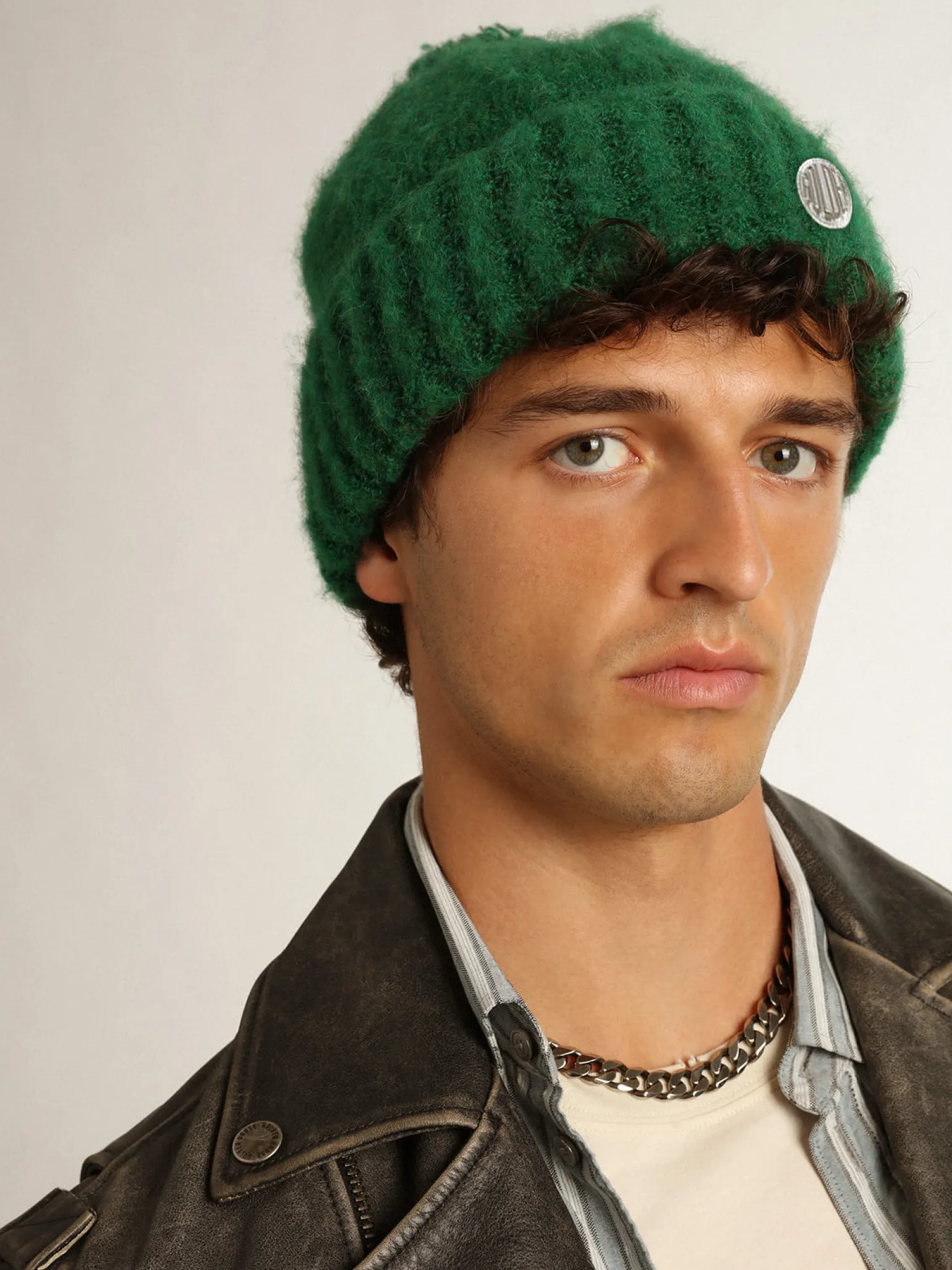Outlet Gorro de lã com pompom Coleção Journey verde MULHER Chapéus e bonés | Chapéus e bonés