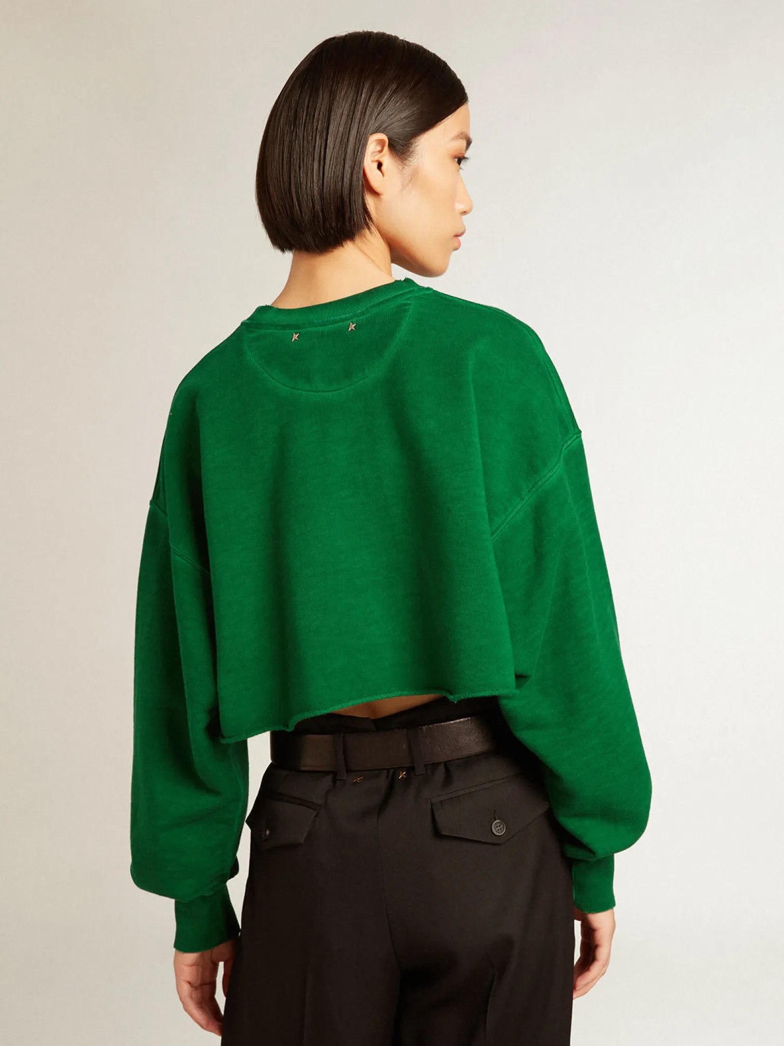 Shop Moletom cropped de gola redonda de algodão verde MULHER Moletons