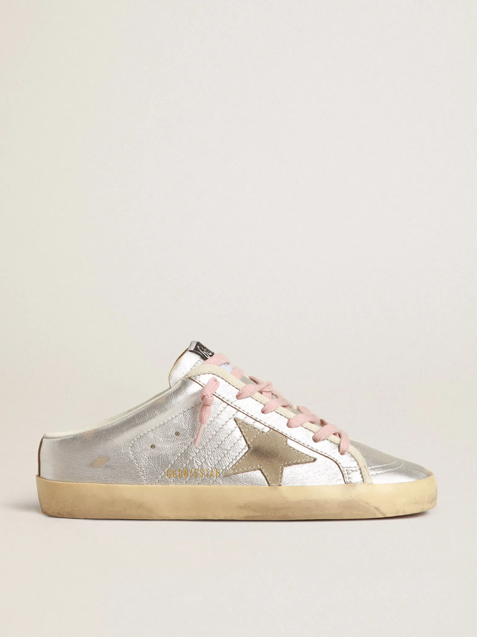Best Sale Mule Super-Star de couro metálico prateado com estrela de suede MULHER Super-Star Sabot