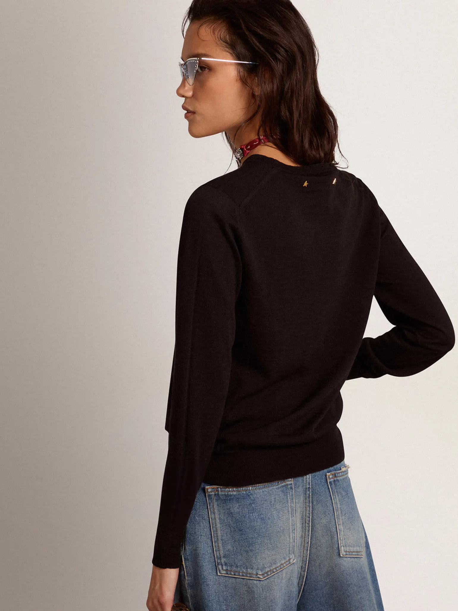 Online Pulôver feminino de gola redonda de lã preta MULHER Malhas