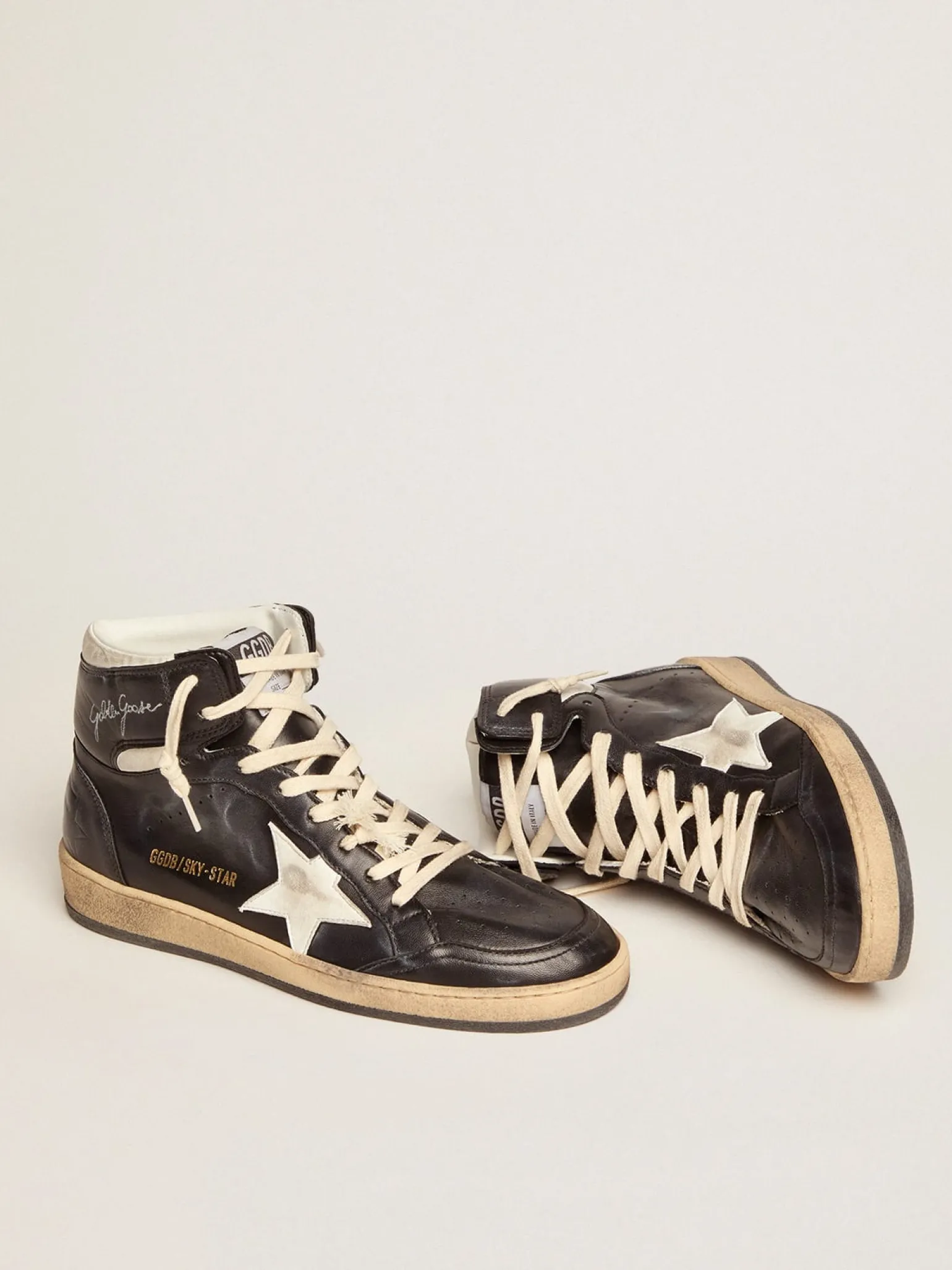 Clearance Sky-Star feminino de napa preta com estrela branca MULHER Sky-Star