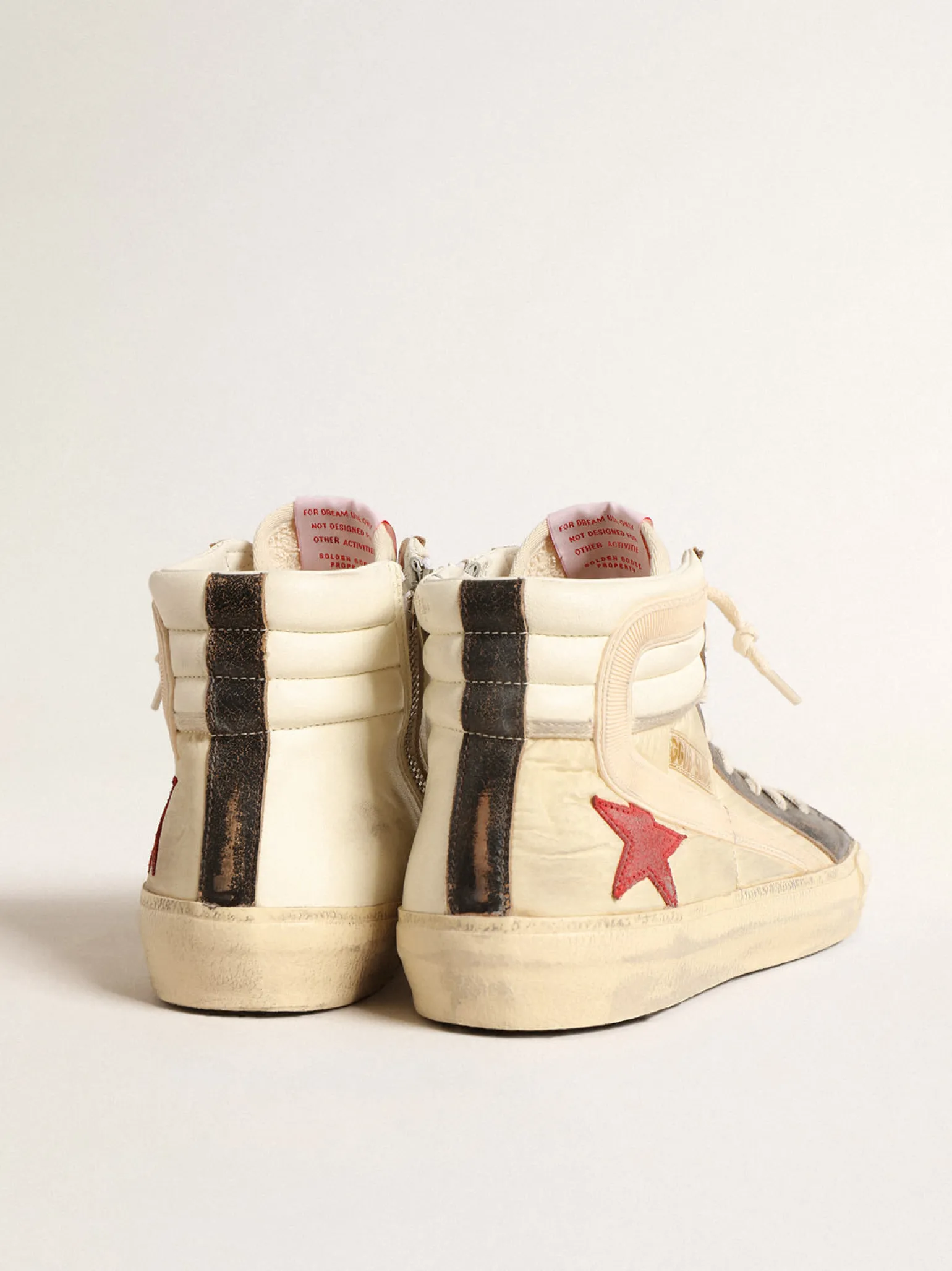 Outlet Slide LTD de náilon délavé com estrela de suede e lista bege Slide