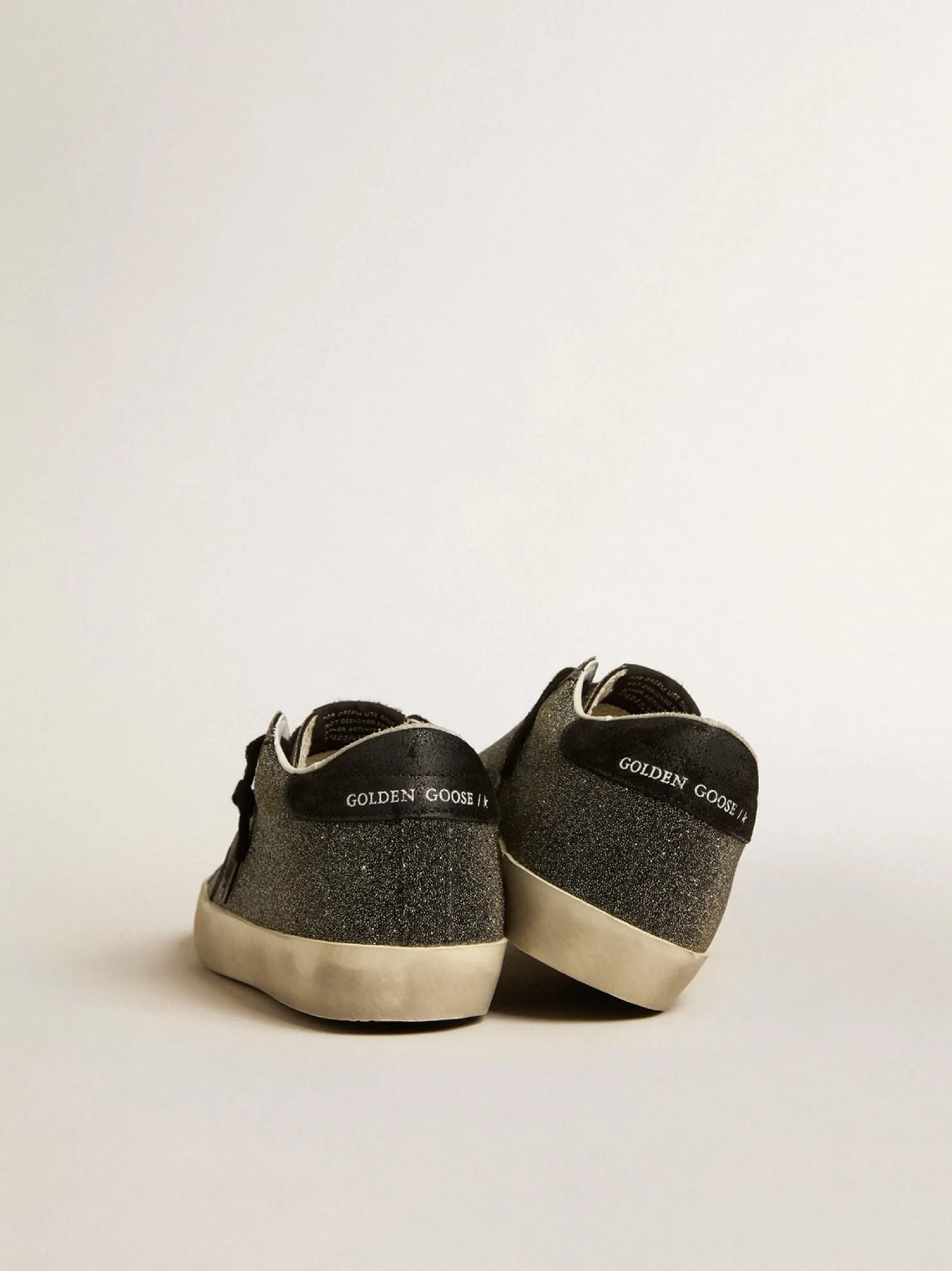 Online Super-Star Feminino com cristais Swarovski pretos com estrela de suede preto MULHER Super-Star