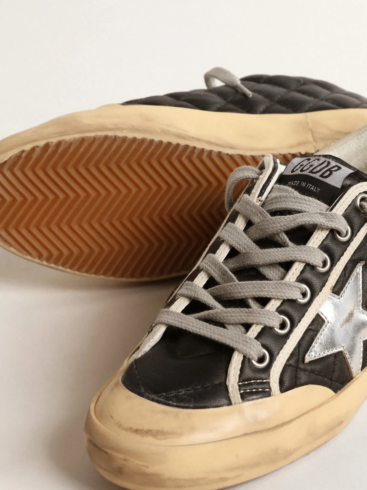 Clearance Super-Star Penstar de napa matelassê preta com estrela prateada MULHER Super-Star