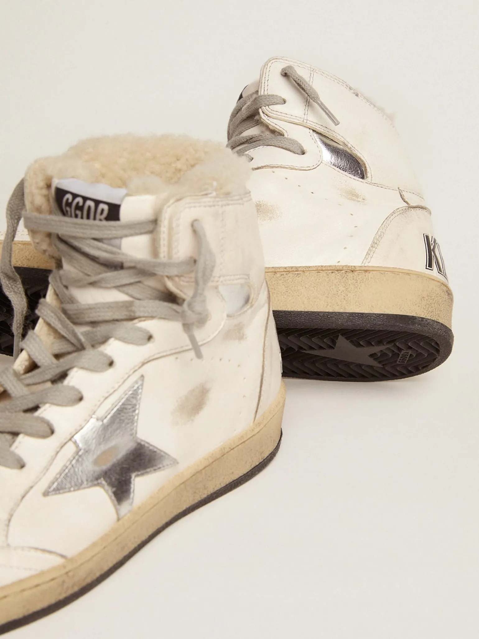 Store Tênis Sky-Star feminino com assinatura no tornozelo e forro de shearling MULHER Sky-Star