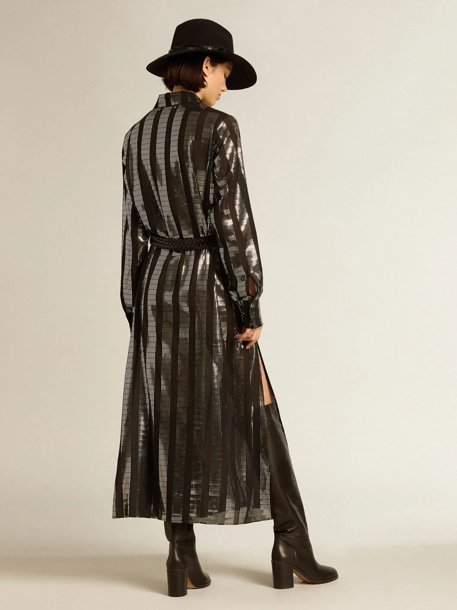 Fashion Vestido chemise preto com aplicações metálicas MULHER Vestidos e macacões